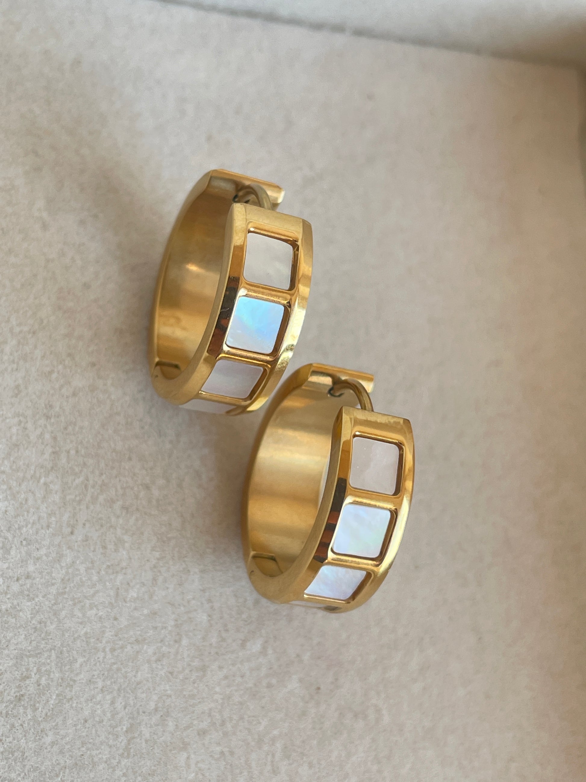 Mosaik Creolen | Eleganter Schmuck mit Details