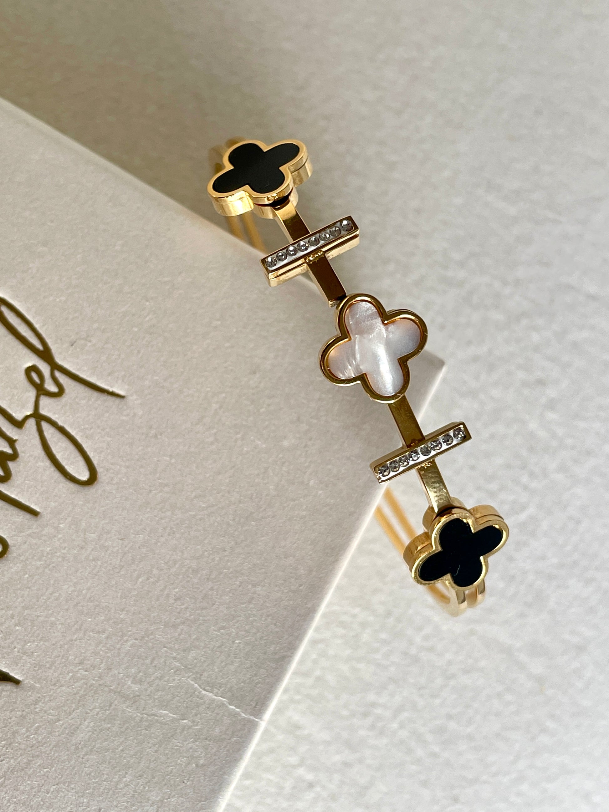 Glücksmoment Armspange | Hochwertiger Schmuck