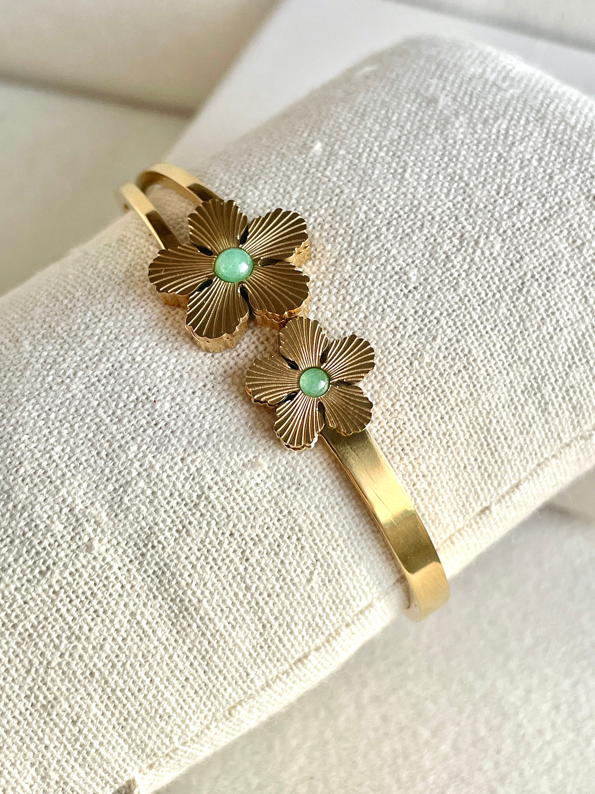 Gartenliebe Gold & Grün Armreif | Eleganter Schmuck