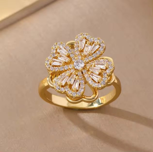 Glücksblatt Ring