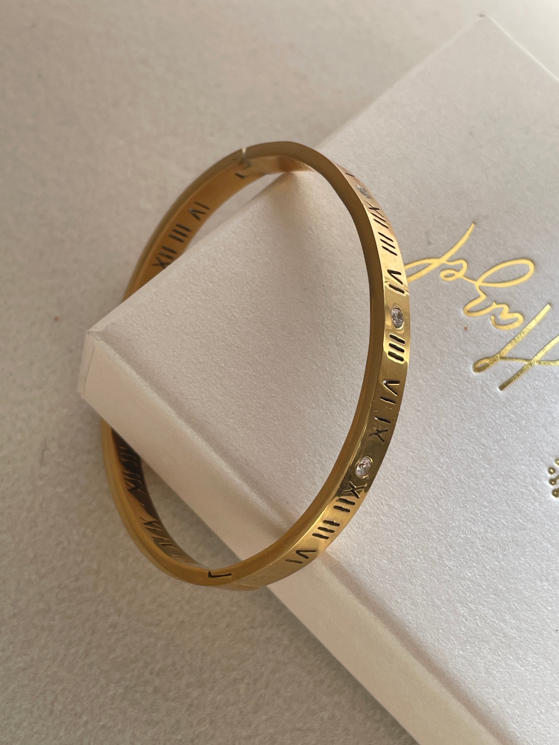 Römerglanz Armband | 18K Vergoldet Premium Schmuck