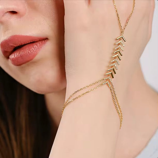 Chevron Kristall Hand-kette