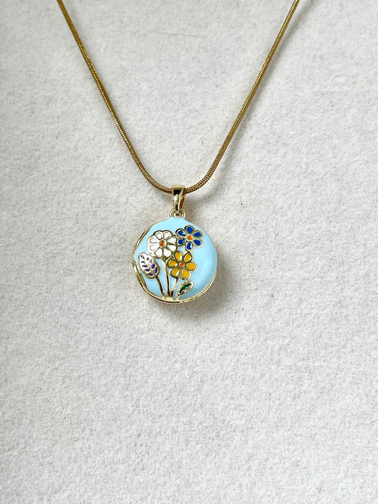 Blüten Medaillon Halskette | Eleganter Schmuck