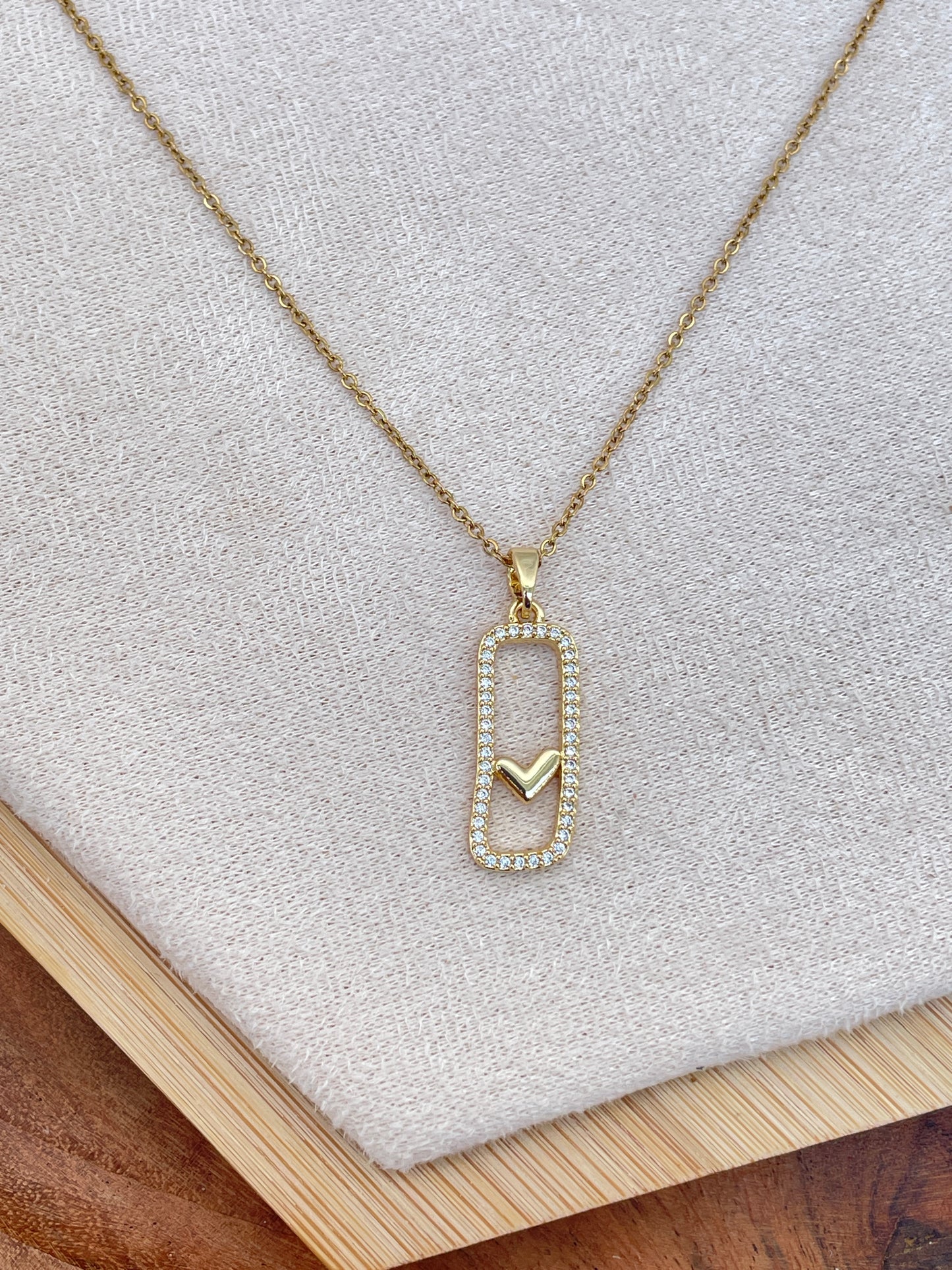 Modernes Herz-Rechteck Halskette | Premium Schmuck