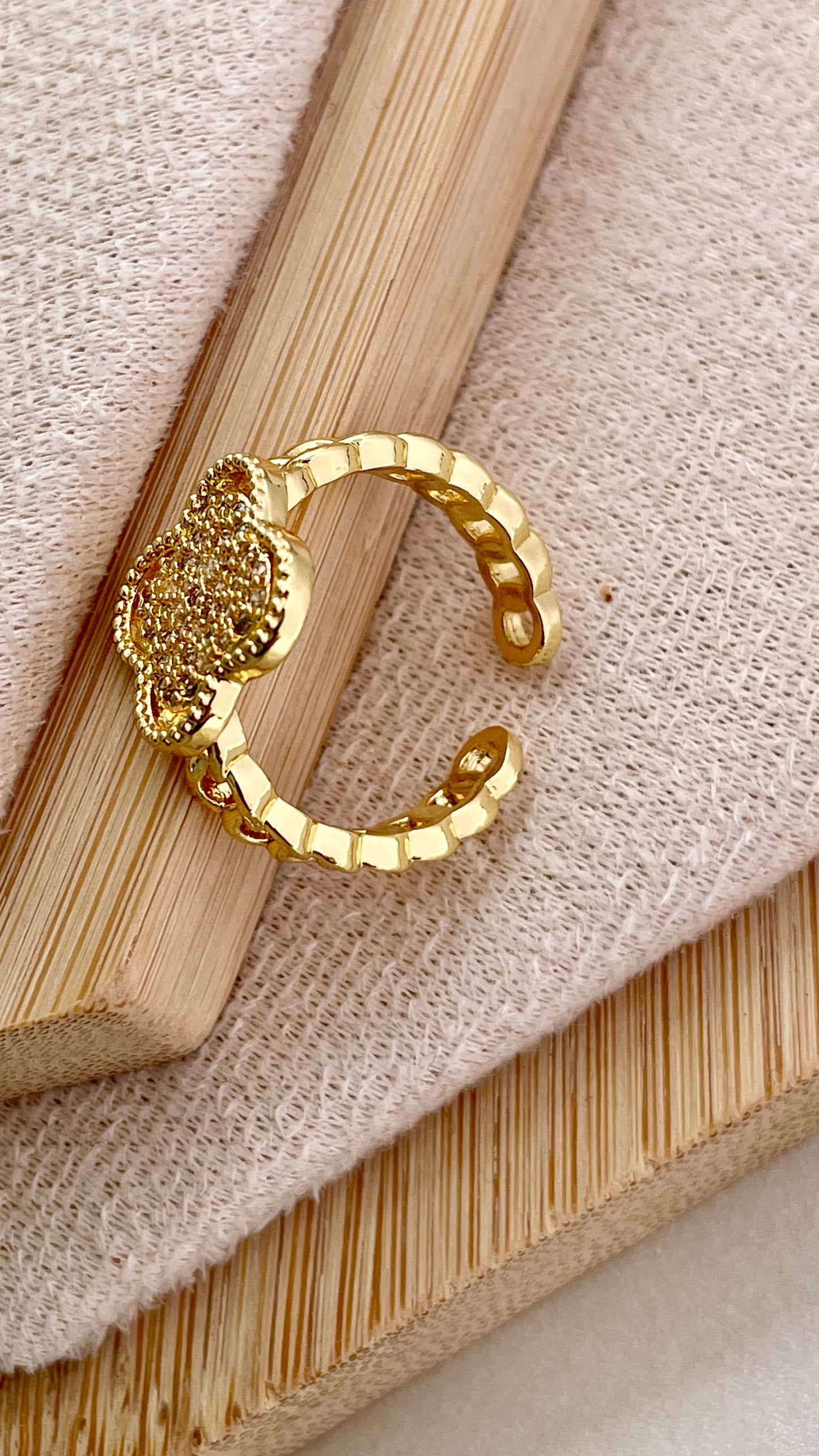 Funkelnder Glücksklee Ring | Hochwertiger Schmuck