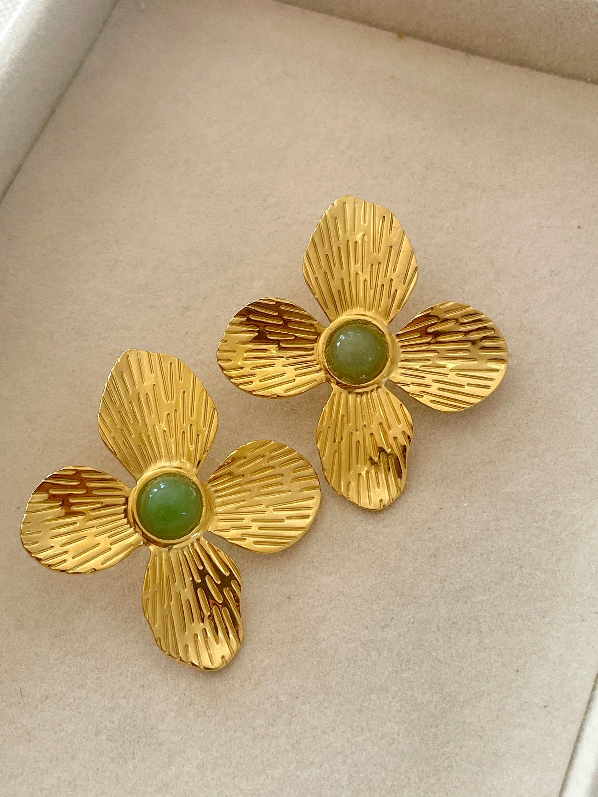 Flower Earrings | Eleganter Blüten Schmuck