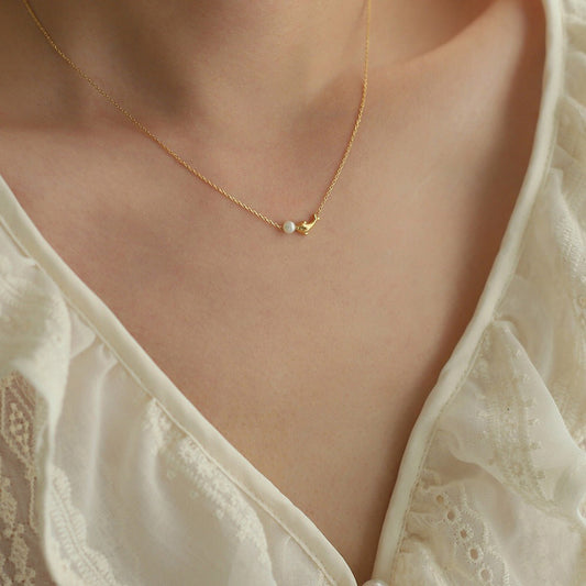Goldene Delfin-Halskette mit Perle – “Ozean Delfin”