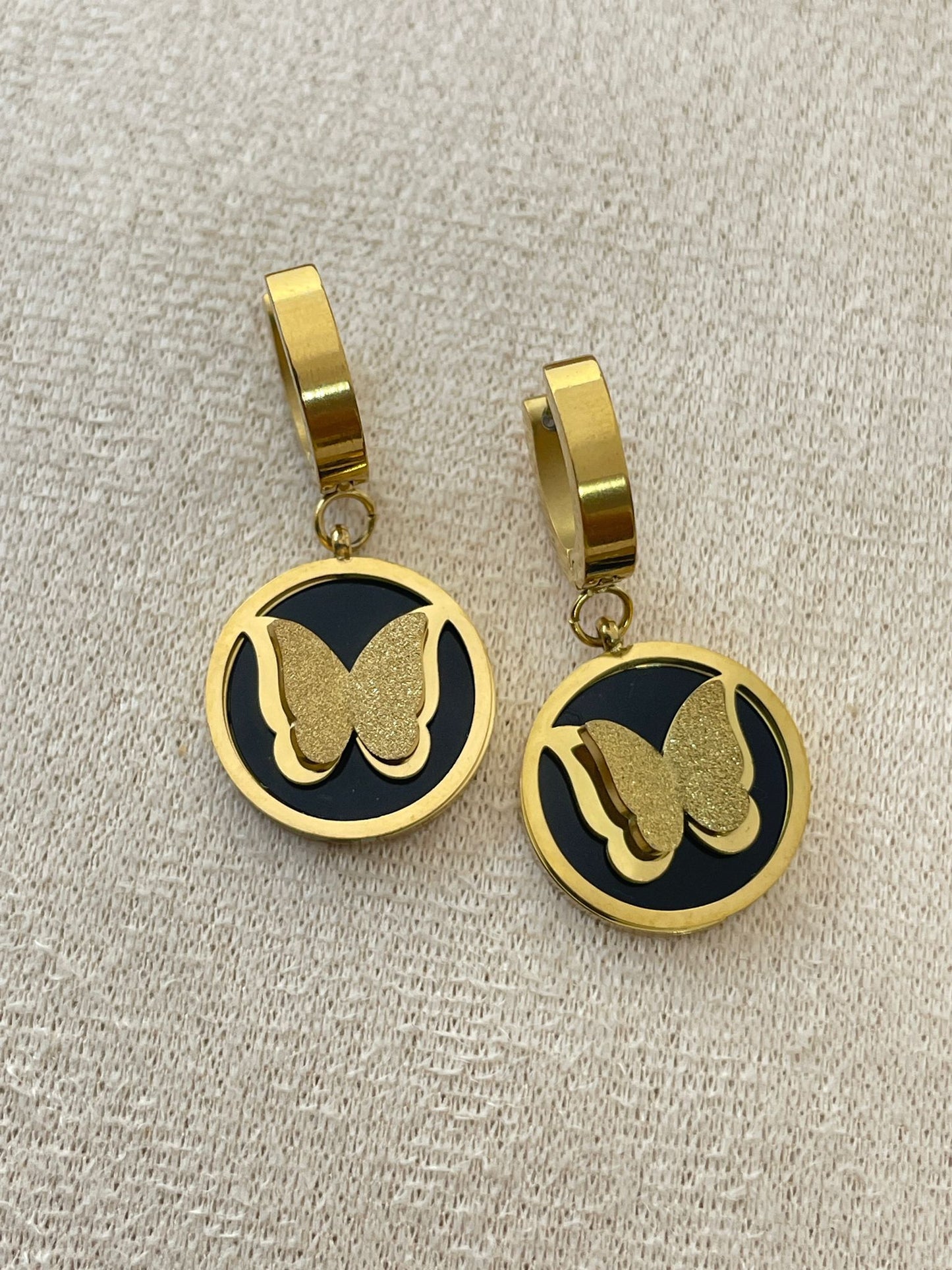 Runde Schmetterlings-Creolen | Eleganter Schmuck