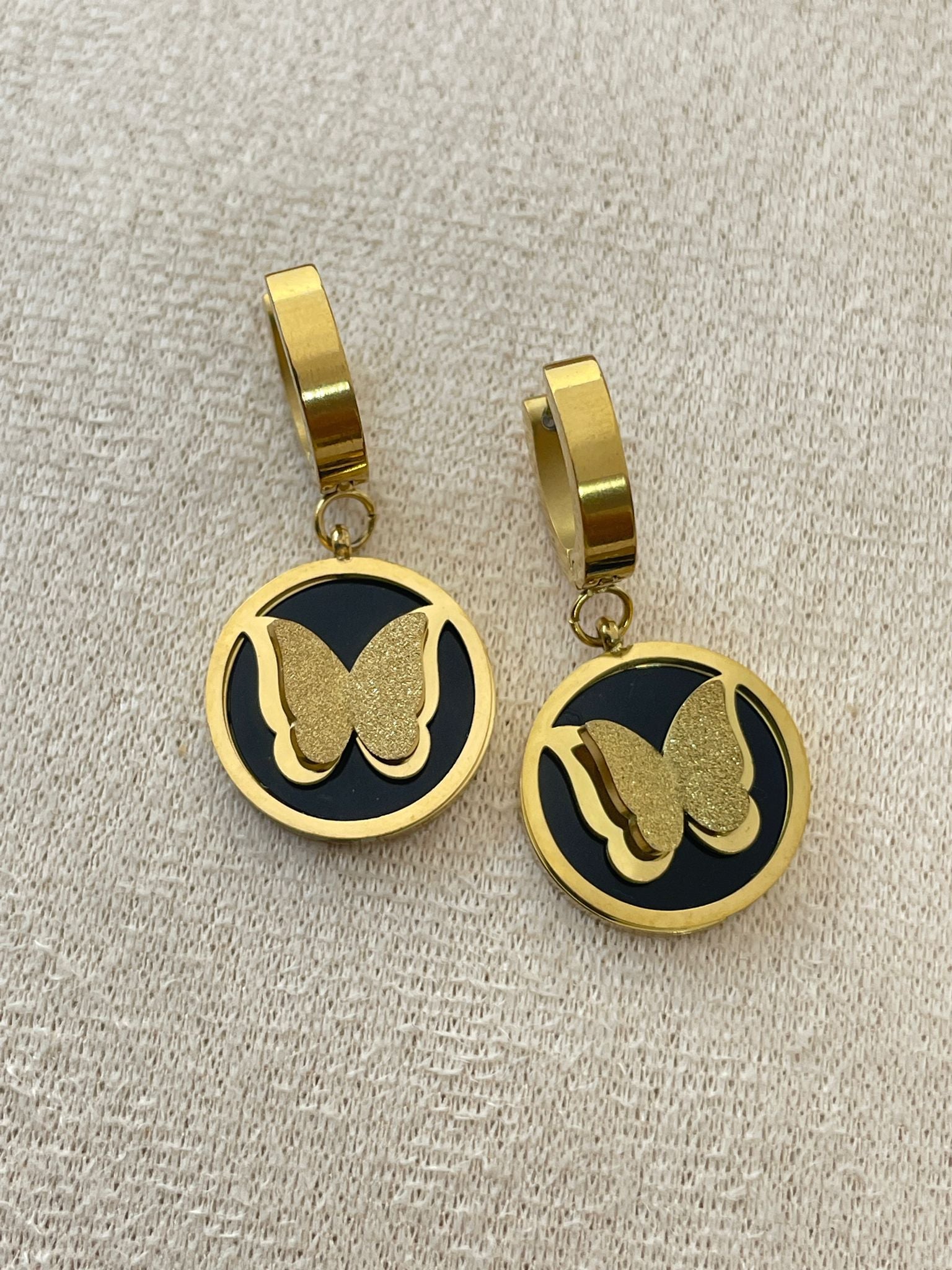 Runde Schmetterlings-Creolen | Eleganter Schmuck